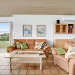 בית נופש Amazing In With Kitchen *