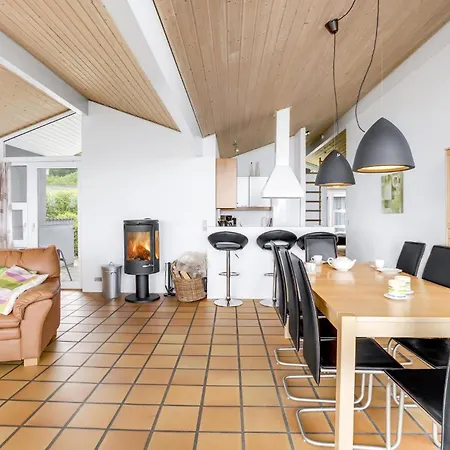 Holiday home Amazing In With Kitchen Sjolund