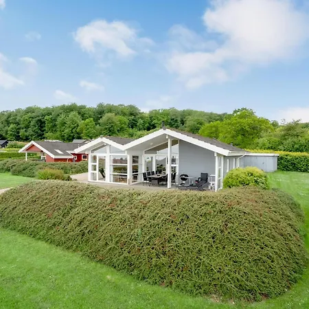 Amazing In With Kitchen Holiday home *