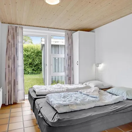 Amazing In With Kitchen