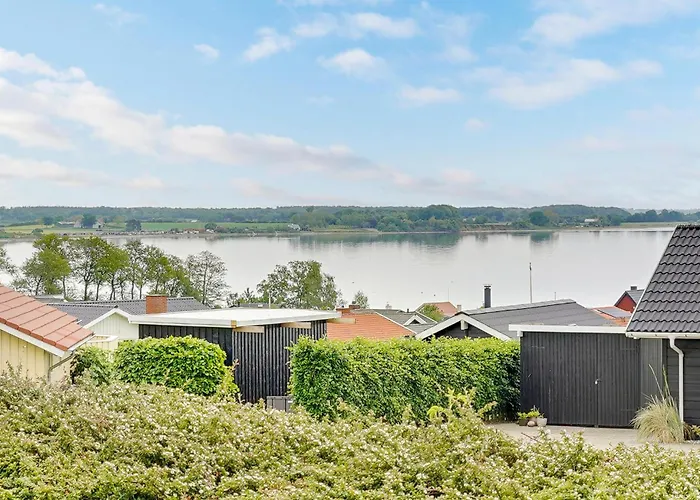 Amazing In With Kitchen *